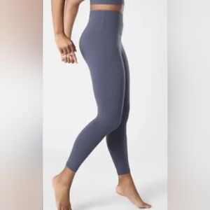Athleta Elation Ultra High Rise 7/8 Legging - Size XS - Midevil Violet